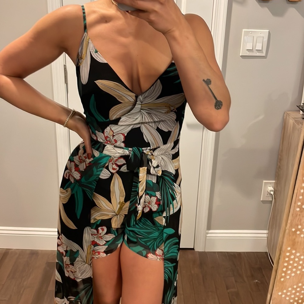 Romper - Picture 5 of 8